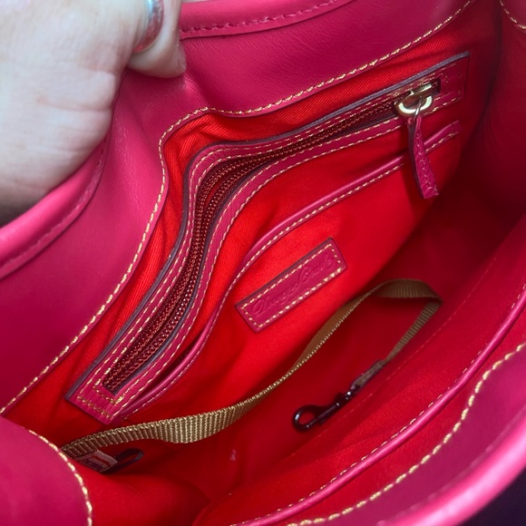 Dooney & Bourke Fuchsia Leather Shoulder Bag - Picture 4 of 4